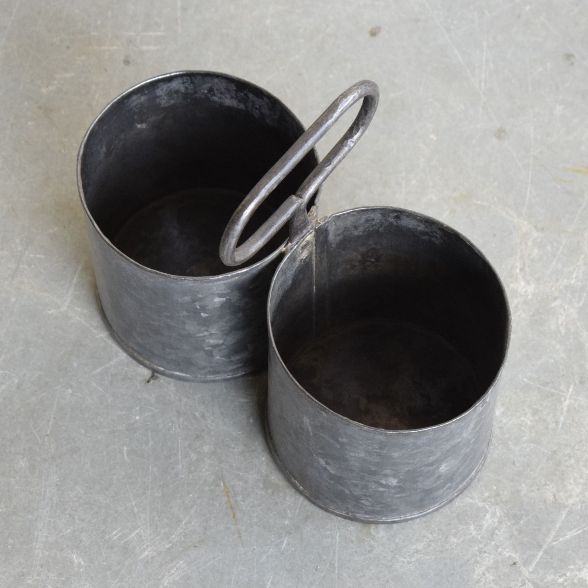 Eisentopf vintage, doppelt: 23x11x18(H)