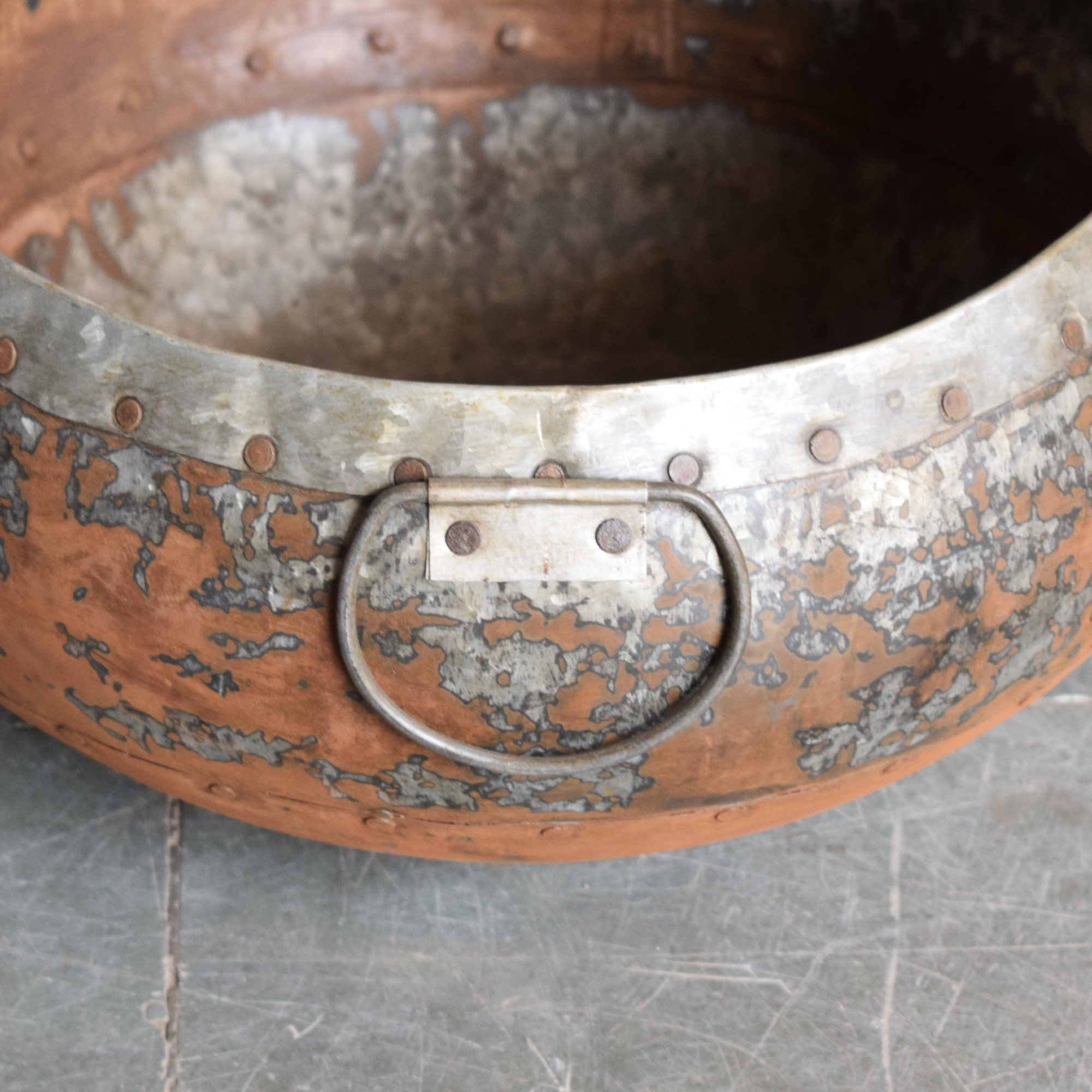 Metallschüssel aus Indien - 35x35x20(H)