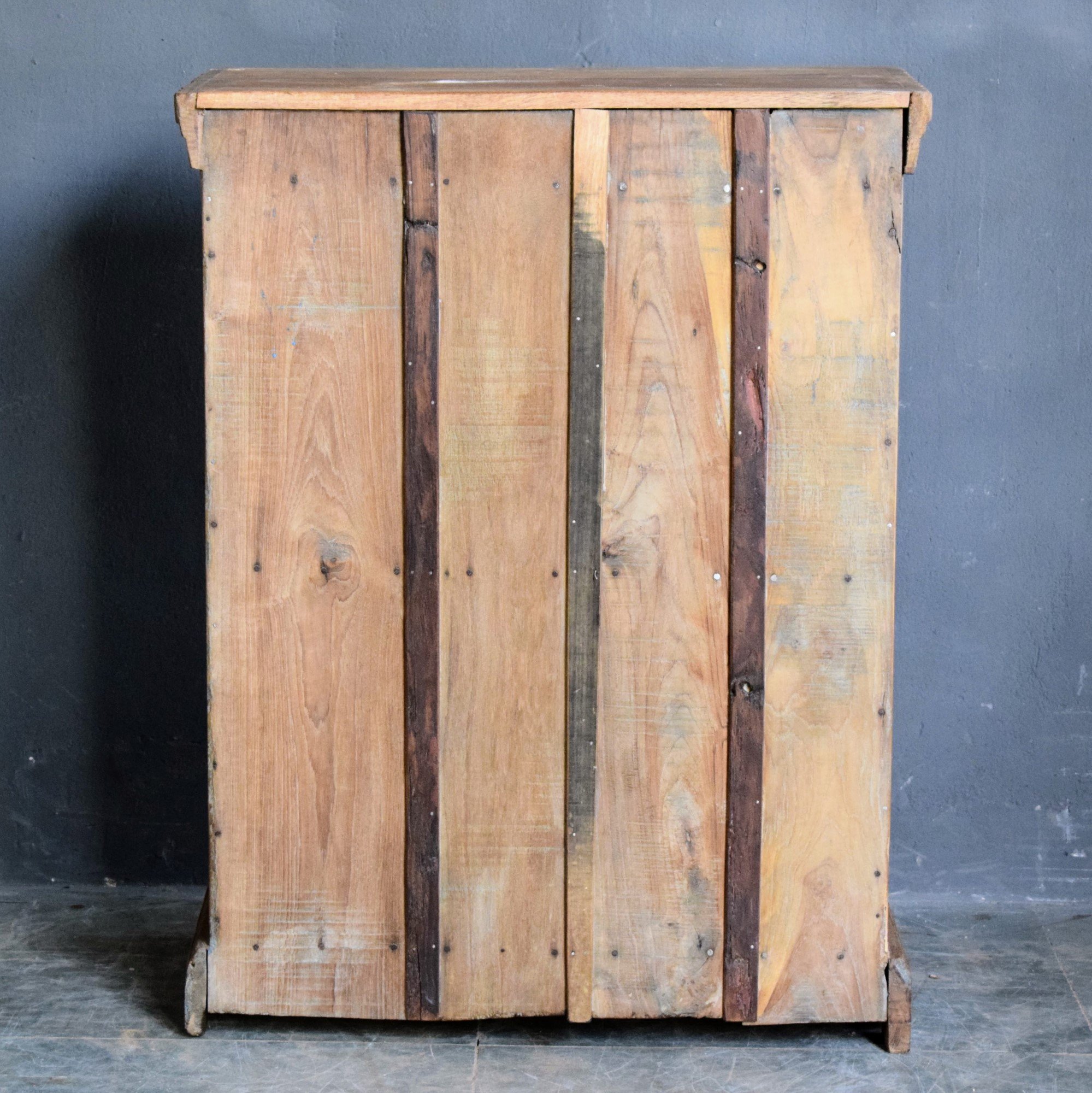 Kleiner Teakschrank aus Indien, 68x36x88cm(H)